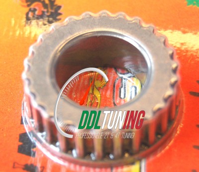 AANDRIJFTANDWIEL OLIEPOMP OP KRUKAS PIAGGIO 2T  MALOSSI 619948